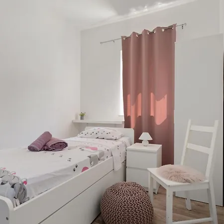 Tomicich For 6 People With Private Pool & Sea View - Only 3 Km From