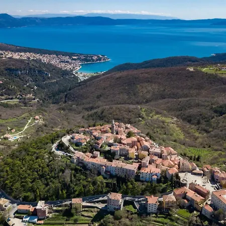 Tomicich For 6 People With Private Pool & Sea View - Only 3 Km From Viskovici